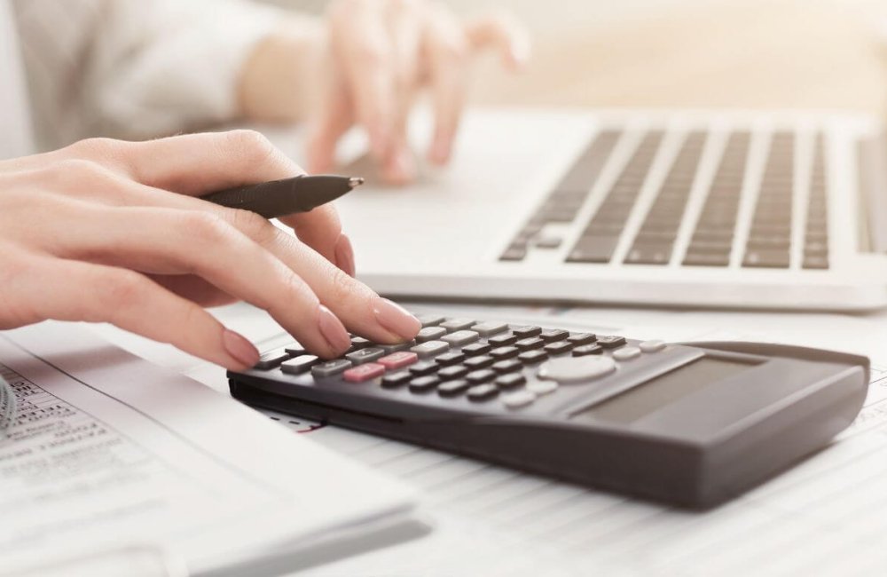 Constitución de sociedades, estatutos, procedimientos concursales